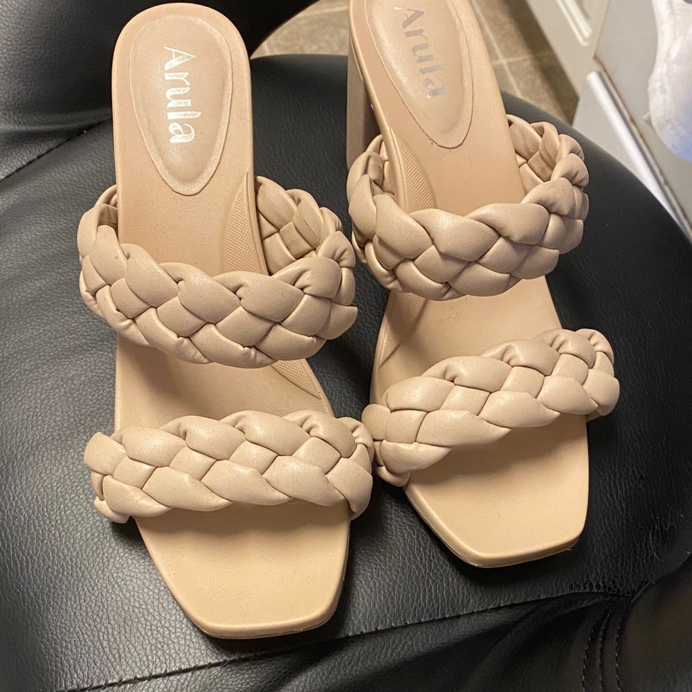 ARULA Braided Strap Nude Block Heel Sandals